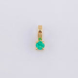 Dije Cuatro Garras Esmeralda 6 Pts 0.15 g / 0.7 cm Oro Amarillo 18K
