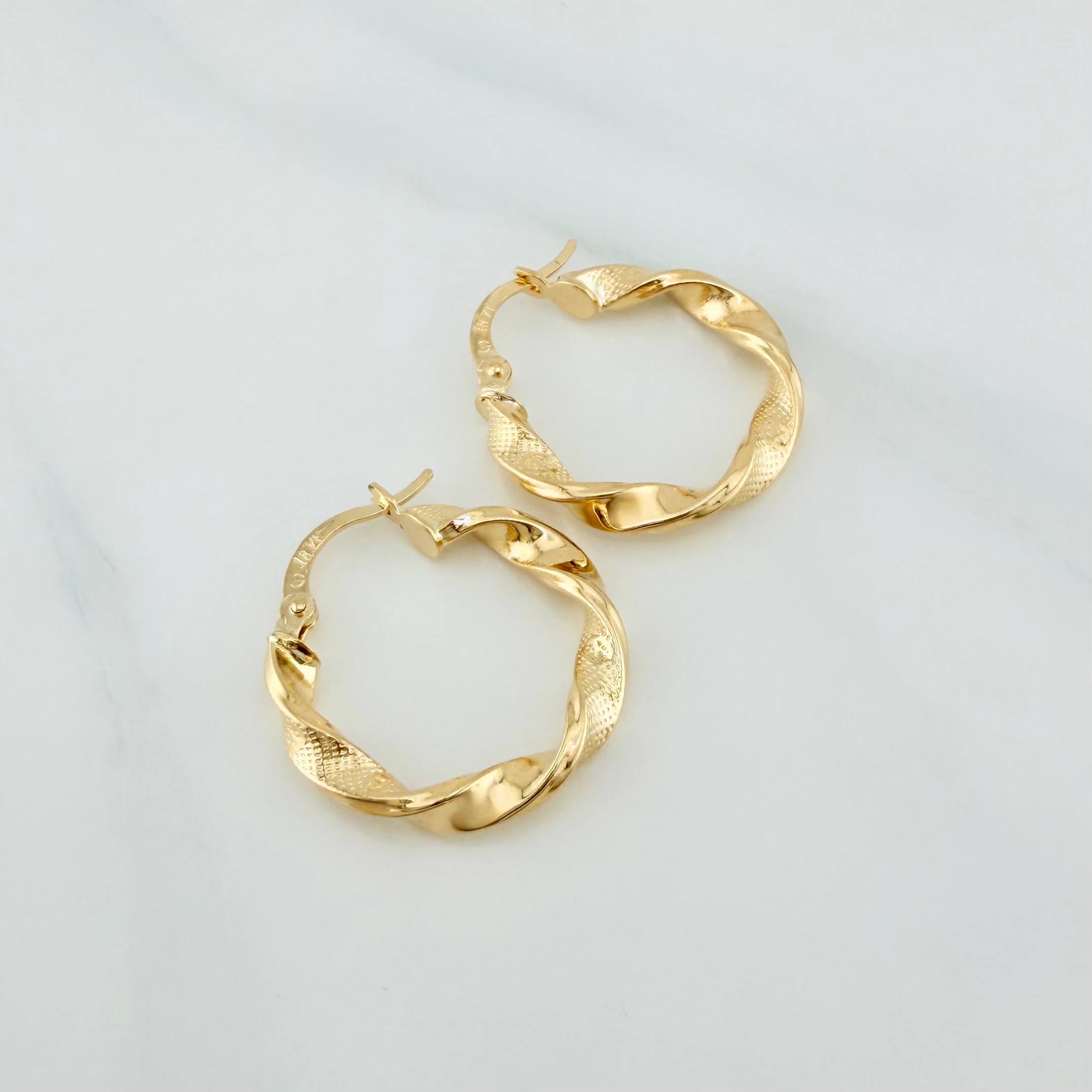 Candongas Entorchadas Tornillo 1.95 g / 2.2 cm Oro Amarillo 18K