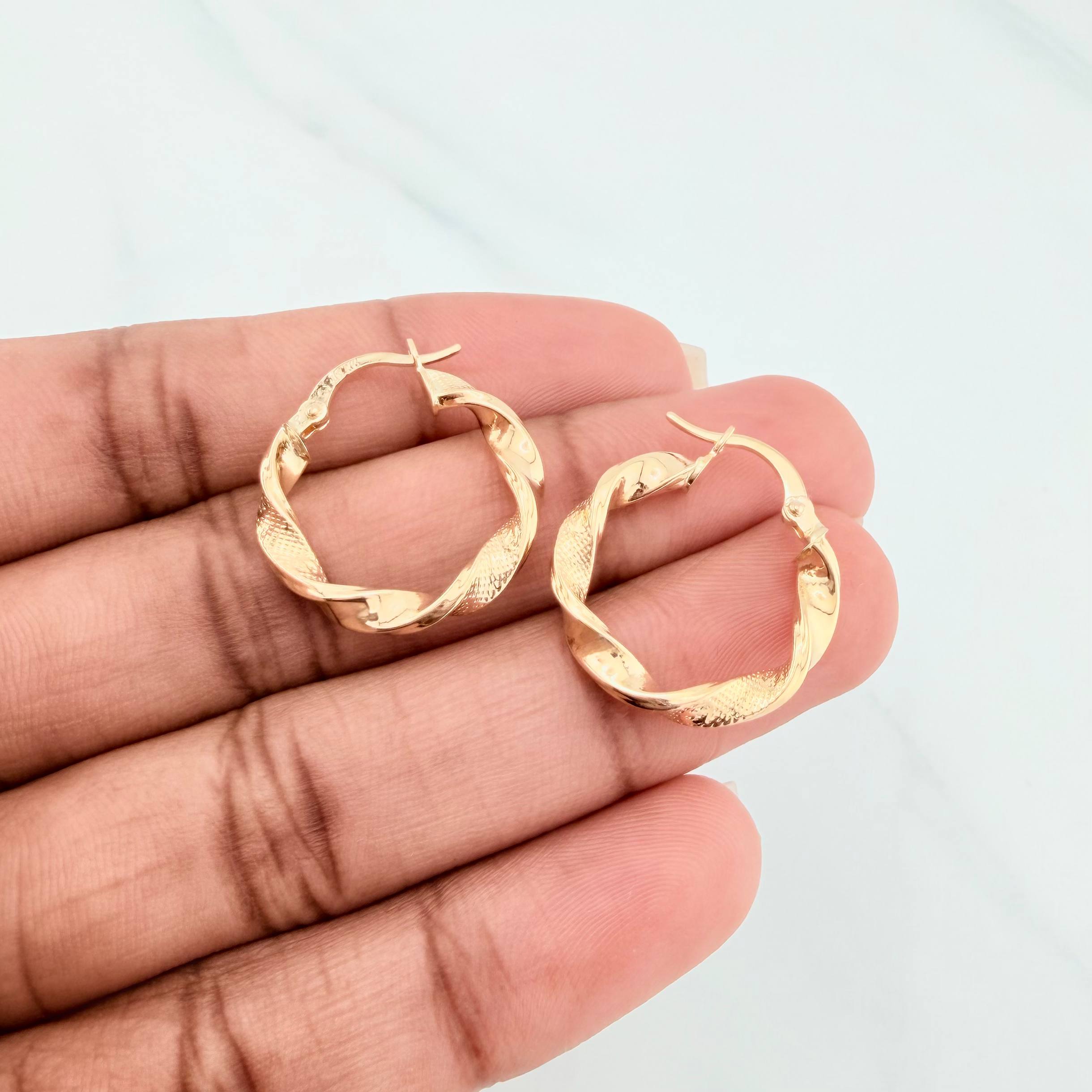 Candongas Entorchadas Tornillo 1.95 g / 2.2 cm Oro Amarillo 18K