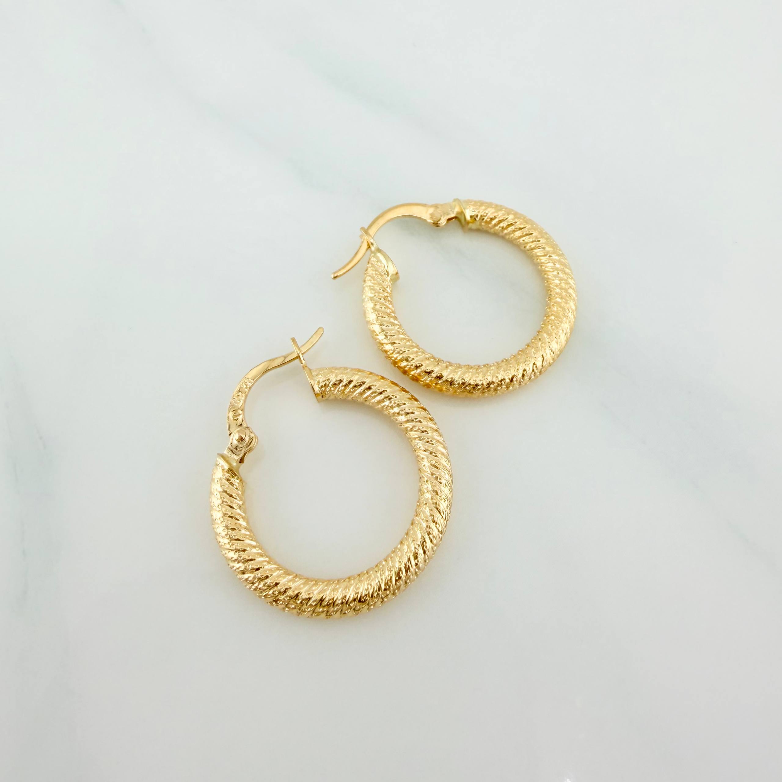 Candongas Niky 2.1 g / 2.2 cm Oro Amarillo 18K
