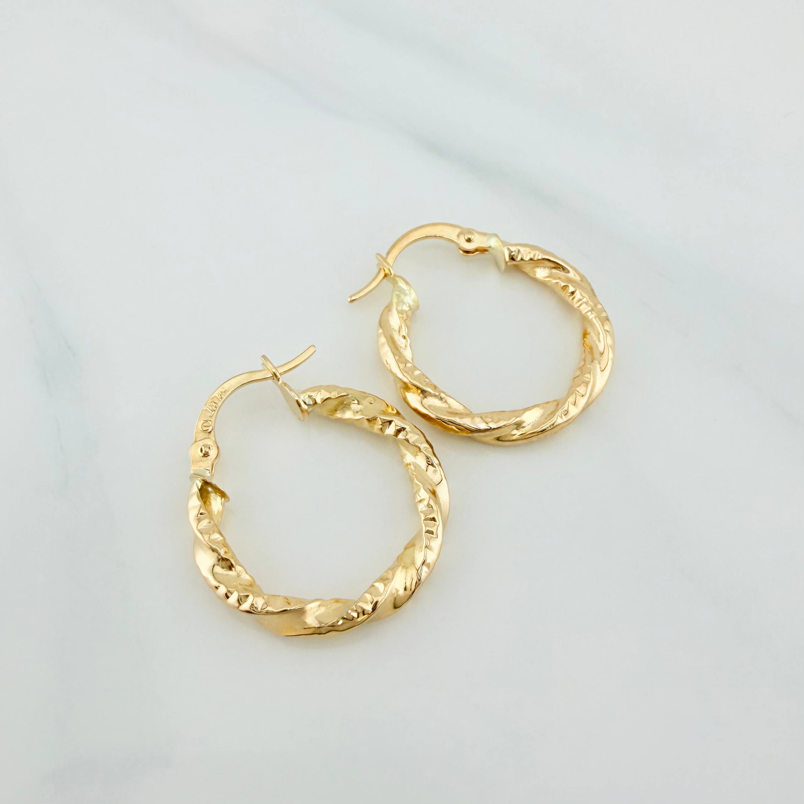 Candongas Jiah 1.9 g / 2.2 cm Oro Amarillo 18K