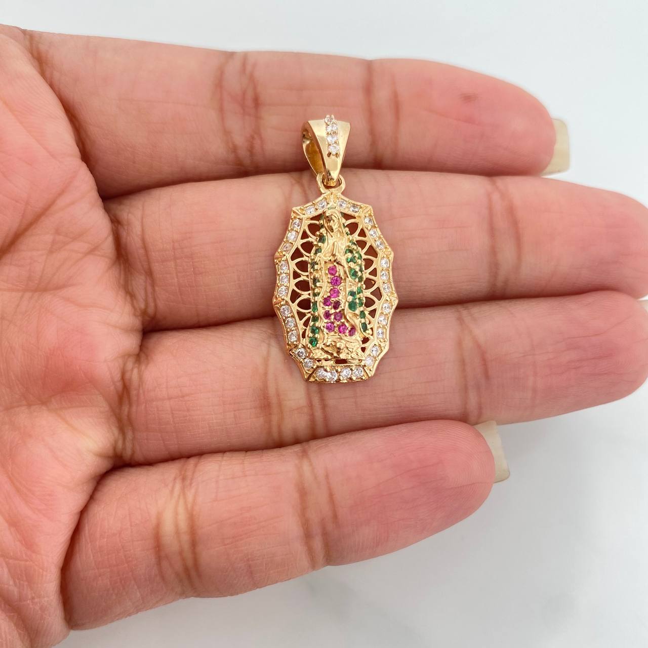 Dije Virgen Guadalupe 4.45 g / 3.2 cm Oro Amarillo 18K