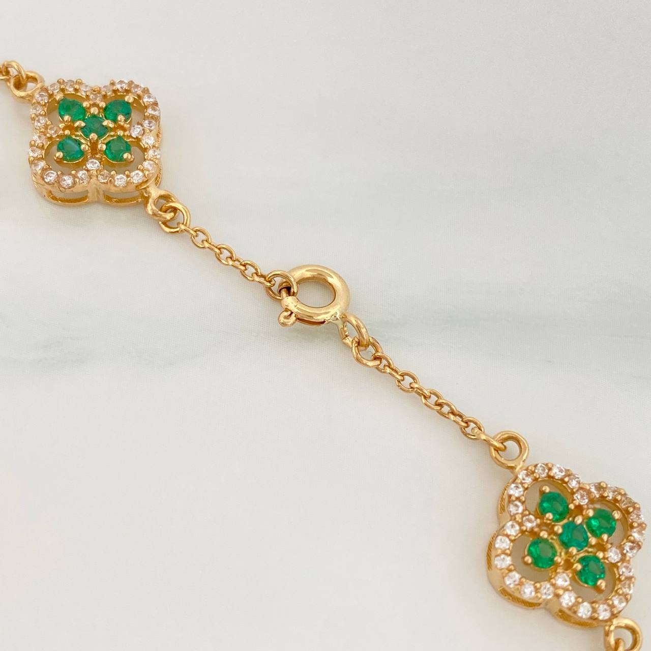 Pulso Trebol Aro Seguido 9.75 g / 19 cm / 1.5 mm Oro Amarillo 18K