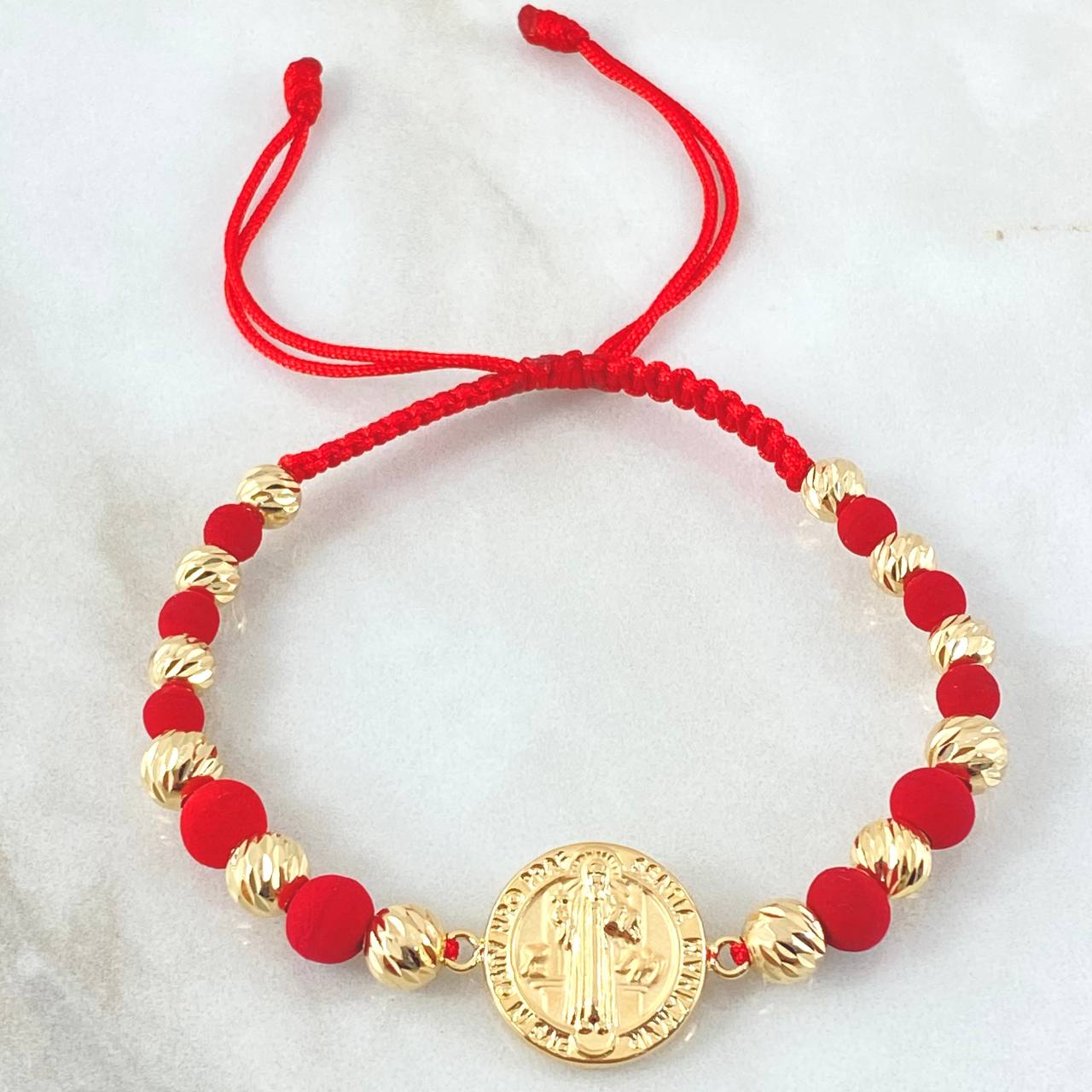 Pulsera Roja Herraje San Benito 3.6gr / Oro Amarillo 18K ©