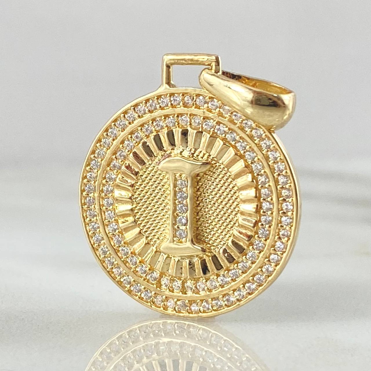 Dije Medalla Letra I 4.65gr / 3cm / Oro Amarillo 18K *