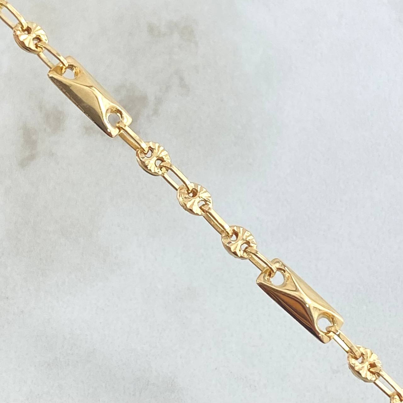 Pulso GC Rustico 3.45gr / 18.5cm / Oro Amarillo 18K