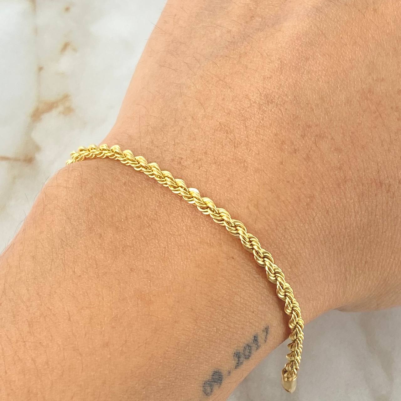 Pulso Lazo 2.4gr / 19cm / Oro Amarillo +3 18K ©