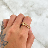 Anillo Corazon Entrelazado 2.45gr / T8 3/4 / Circones Blancos Oro Amarillo 18K