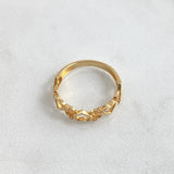 Anillo Hilera Corazones 2.05gr / T7 / Circones Blancos Oro Amarillo 18K