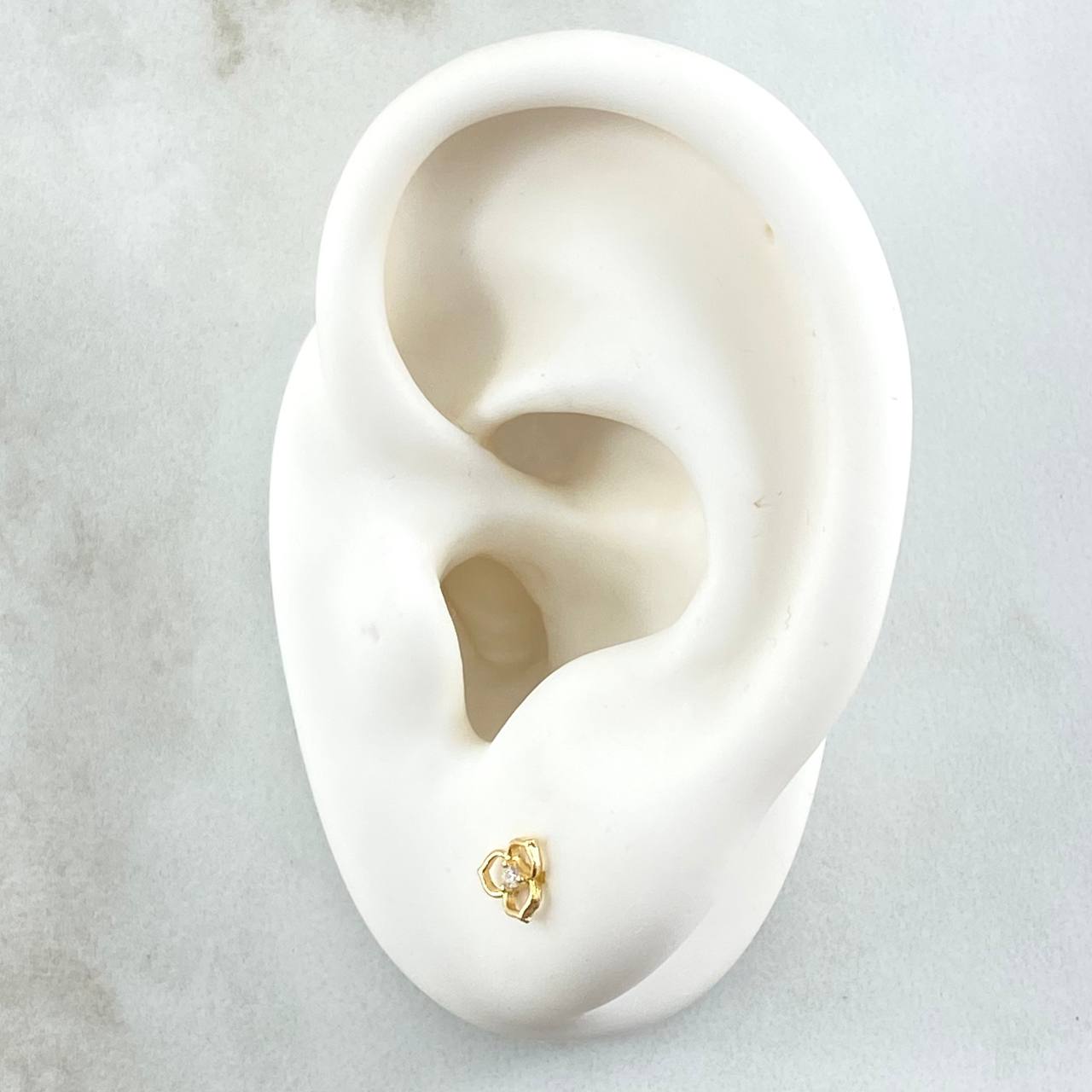 Topos Flor Tres Petalos 0.55gr / 5mm Circon Blanco Oro Amarillo 18K
