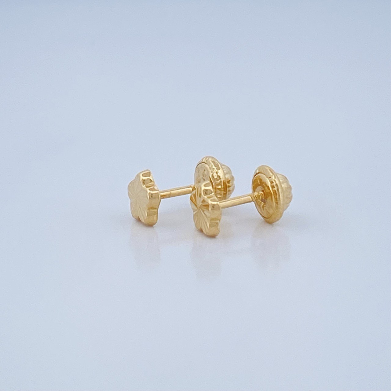 Topos Trebol 0.5gr / Oro Amarillo 18K &