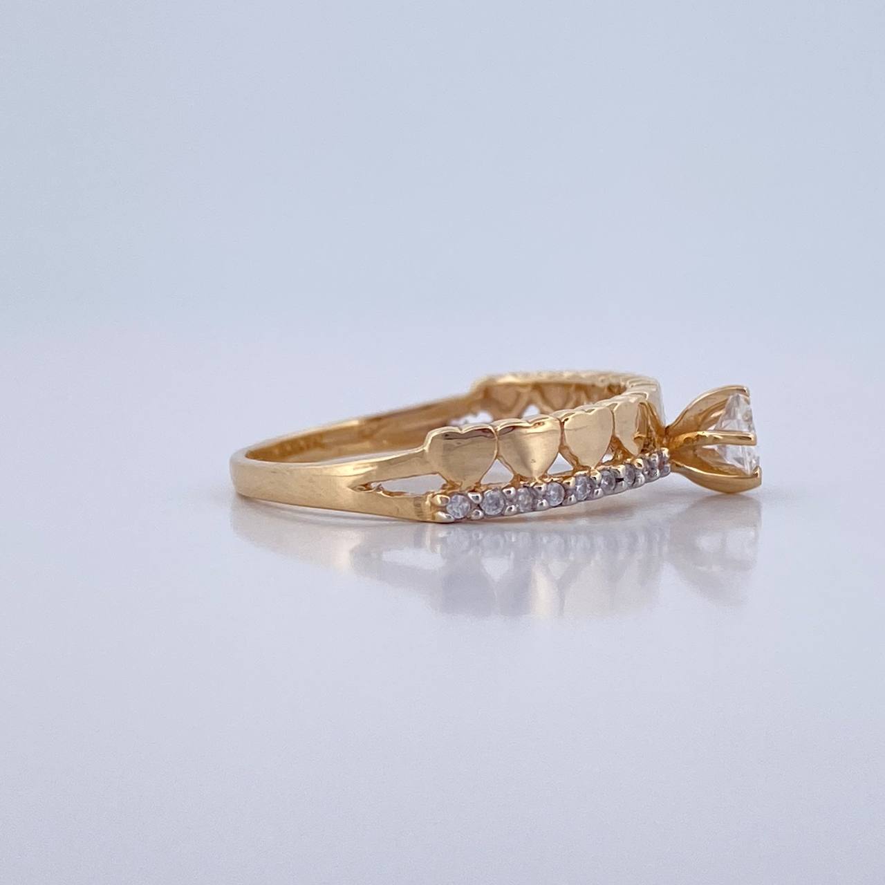 Anillo Solitario Churumbela Corazones 2.35gr / T6 1/4 / Dos Oros Amarillo Blanco 18K &