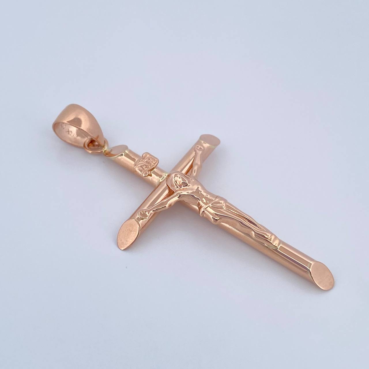 Dije Cruz Cristo 2.75gr / 5.4cm / Oro Rosa 18K &