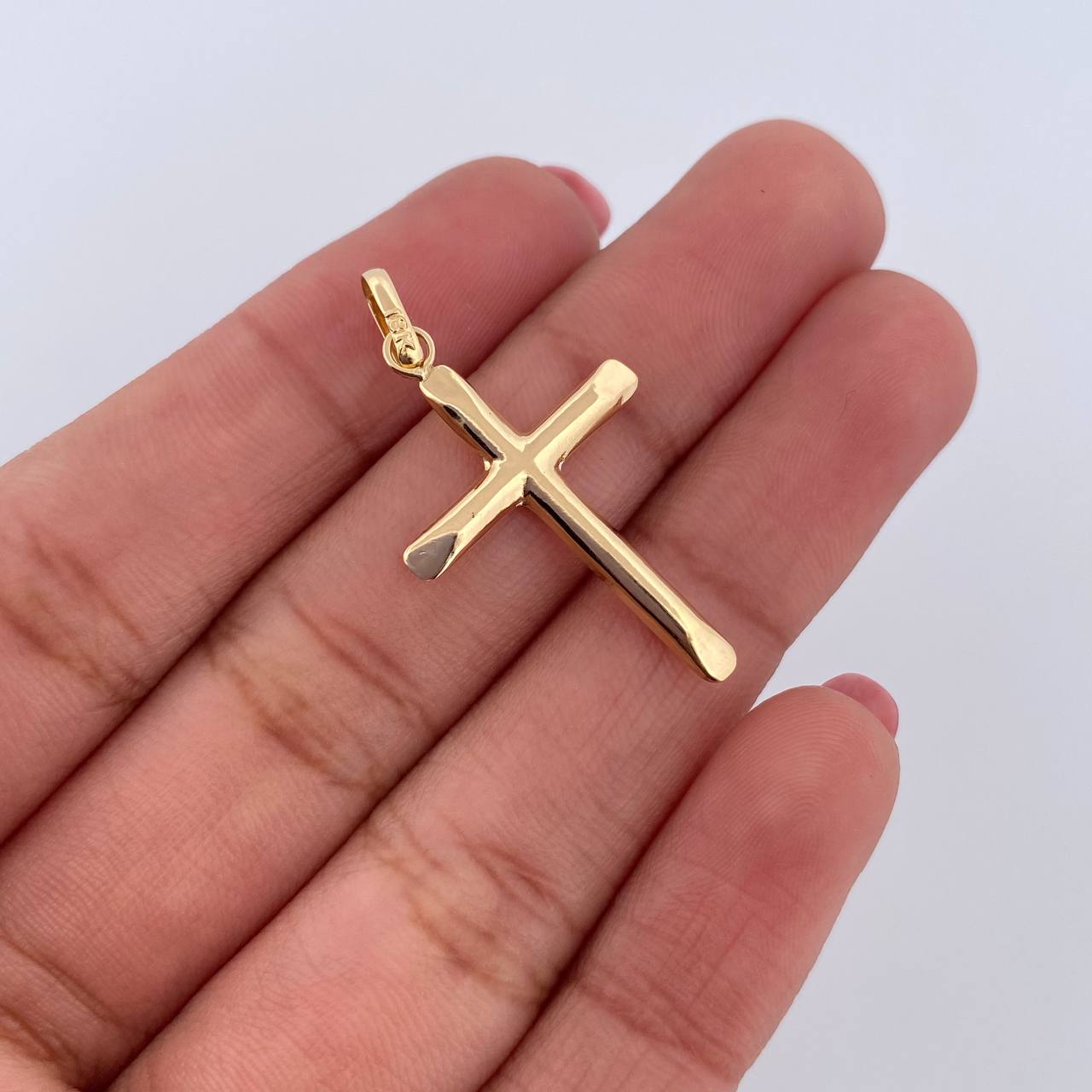 Dije Cruz 0.7gr / 3.3cm / Oro Amarillo 18K &