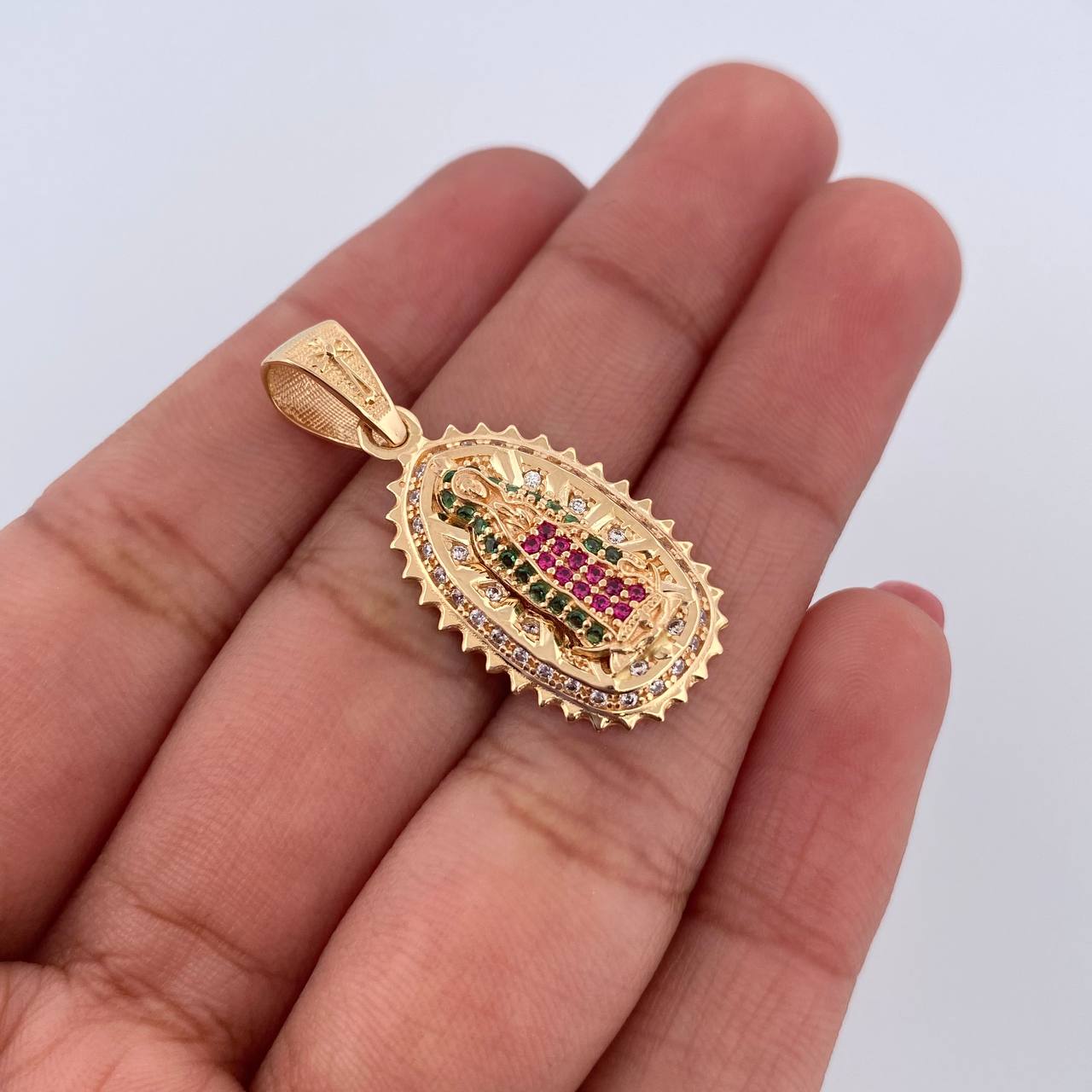 Dije Virgen de Guadalupe 3.45gr / 3.2cm / Oro Amarillo 18K &