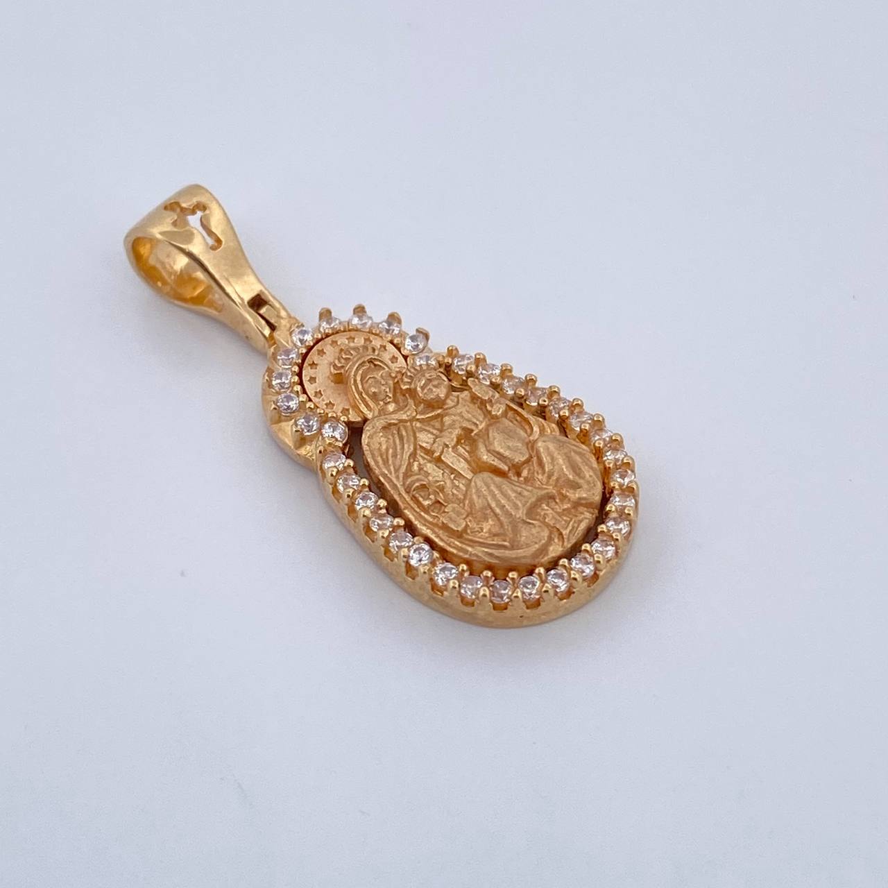 Dije Virgen Del Carmen 2.45gr / 2.5cm / Oro Amarillo 18K &