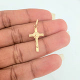 Dije Cruz Cristo San Benito 1.5gr / 2.6cm / Oro Amarillo 18K %
