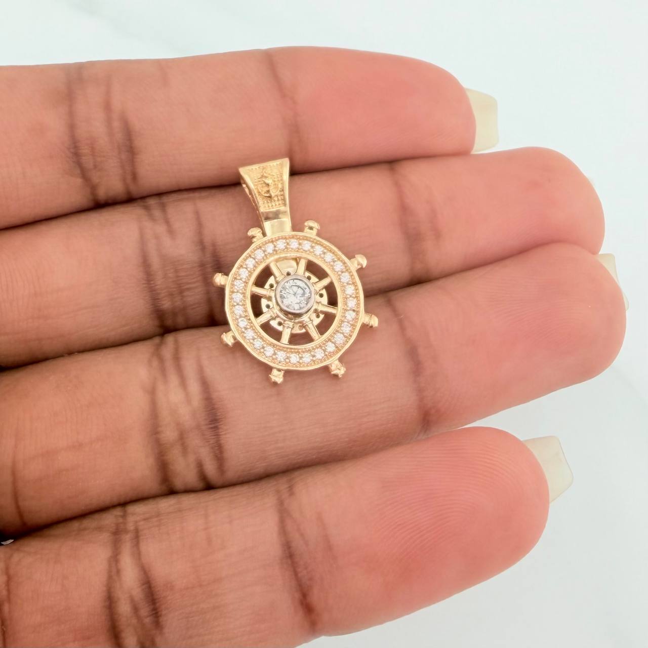 Dije Timon 3gr / 2.4cm / Dos Oros Amarillo Blanco 18K %