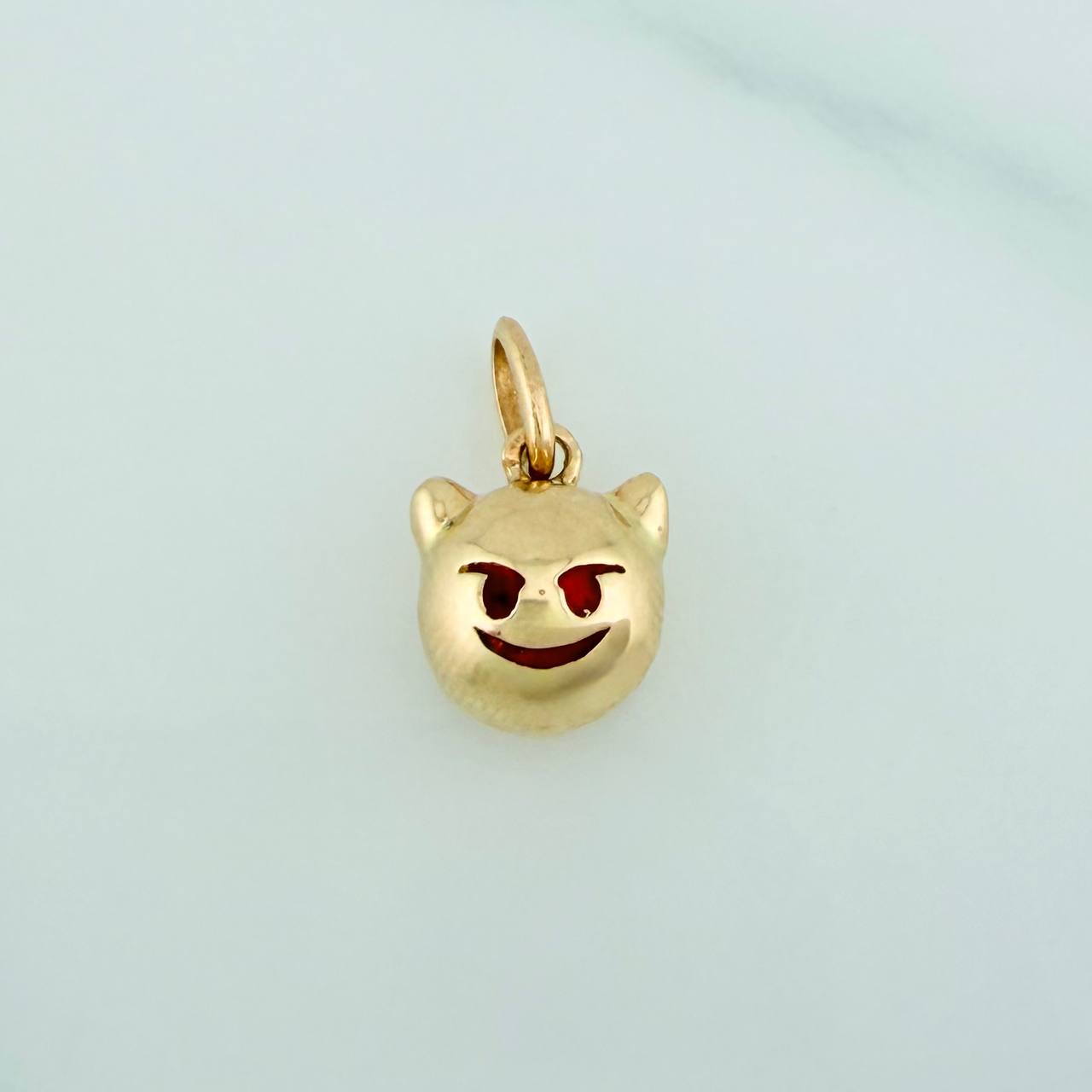 Dije Emoji Diablo 1.15gr / 1.3cm / Oro Amarillo 18K %
