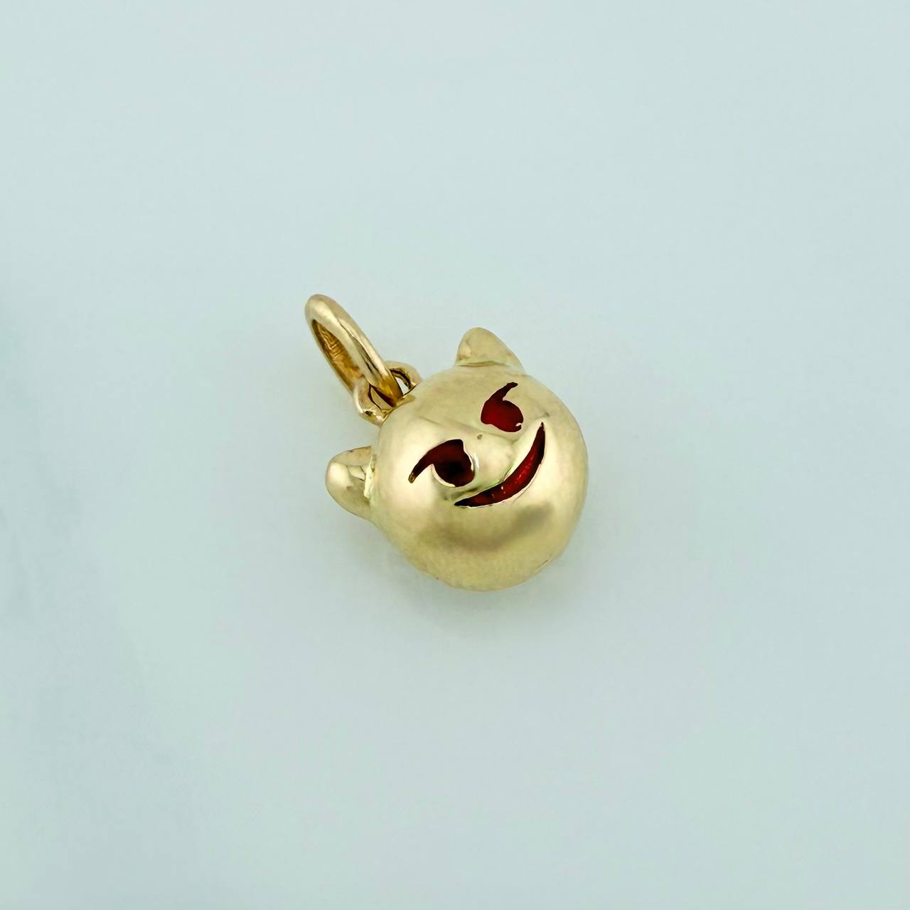 Dije Emoji Diablo 1.15gr / 1.3cm / Oro Amarillo 18K %