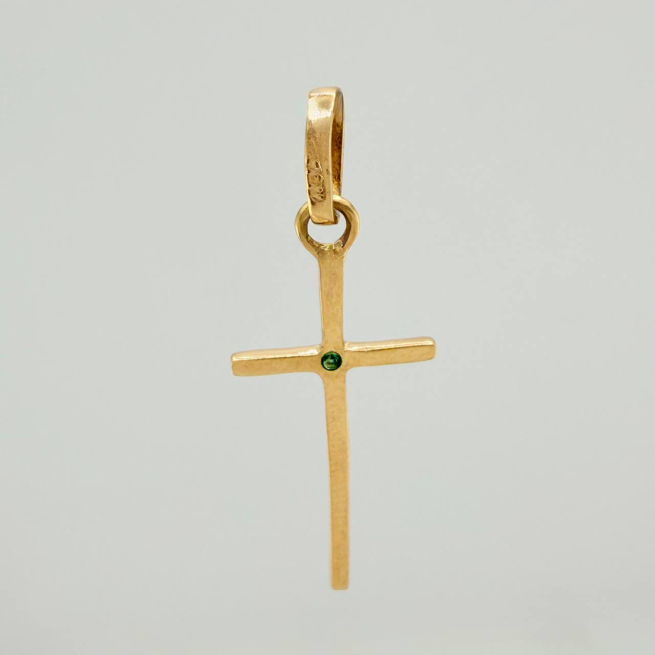 Dije Cruz 0.65gr / 3cm / Oro Amarillo 18K %
