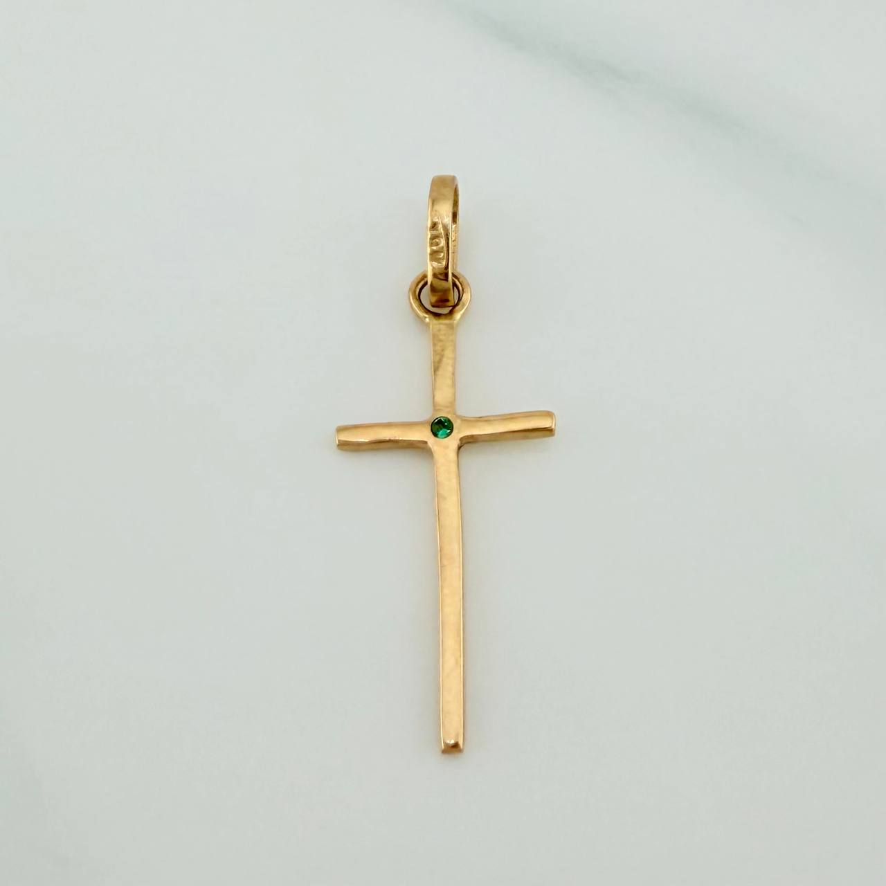 Dije Cruz 0.65gr / 3cm / Oro Amarillo 18K