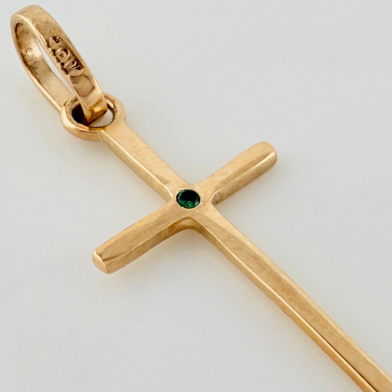 Dije Cruz 0.65gr / 3cm / Oro Amarillo 18K