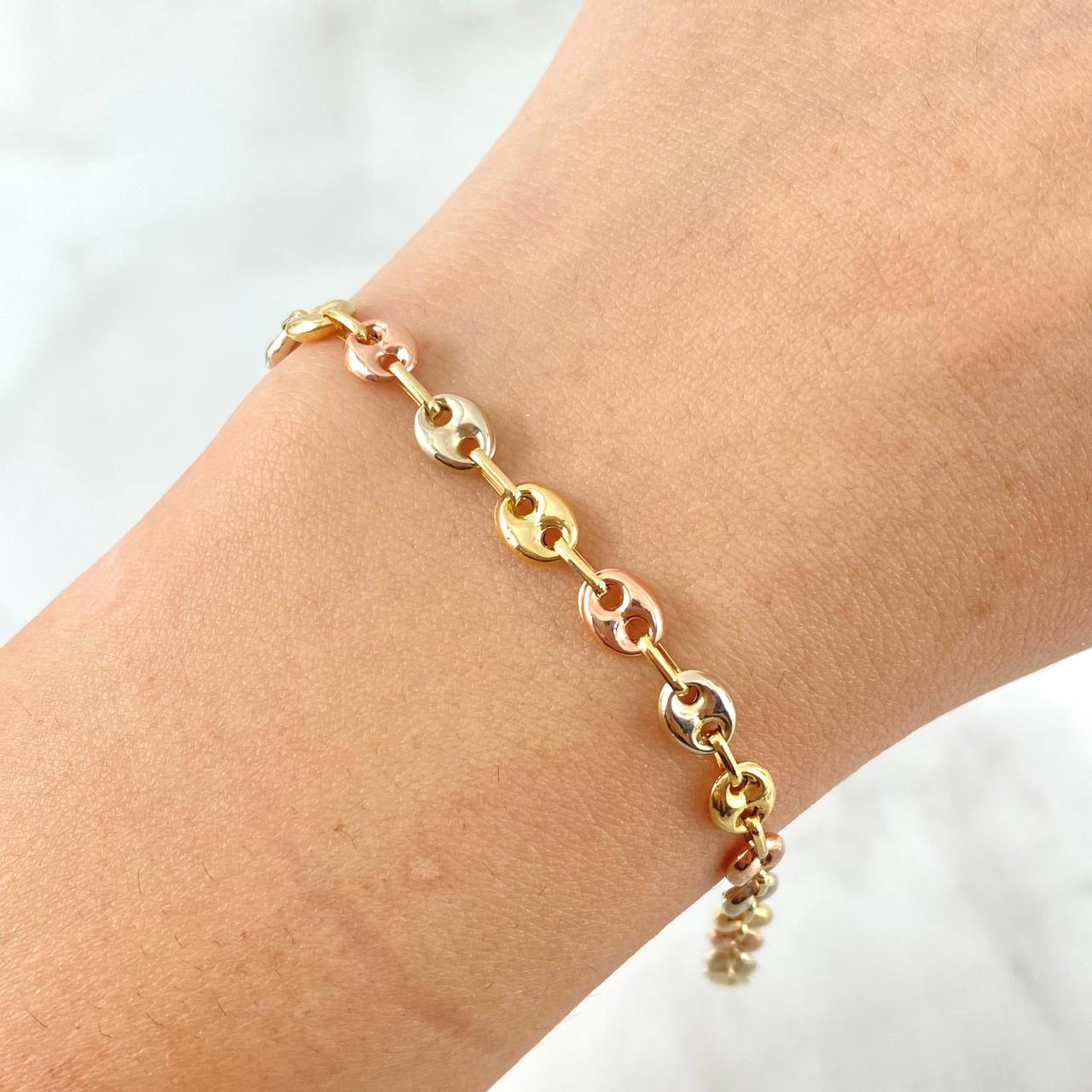 Pulso GC 4.4gr / 22cm / 5.3mm Liso Tres Oros 18K