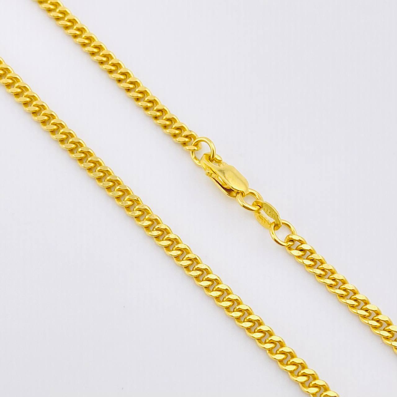 Cadena Cubana 13.2gr / 45cm / 2.8mm Oro Amarillo +1 18K *
