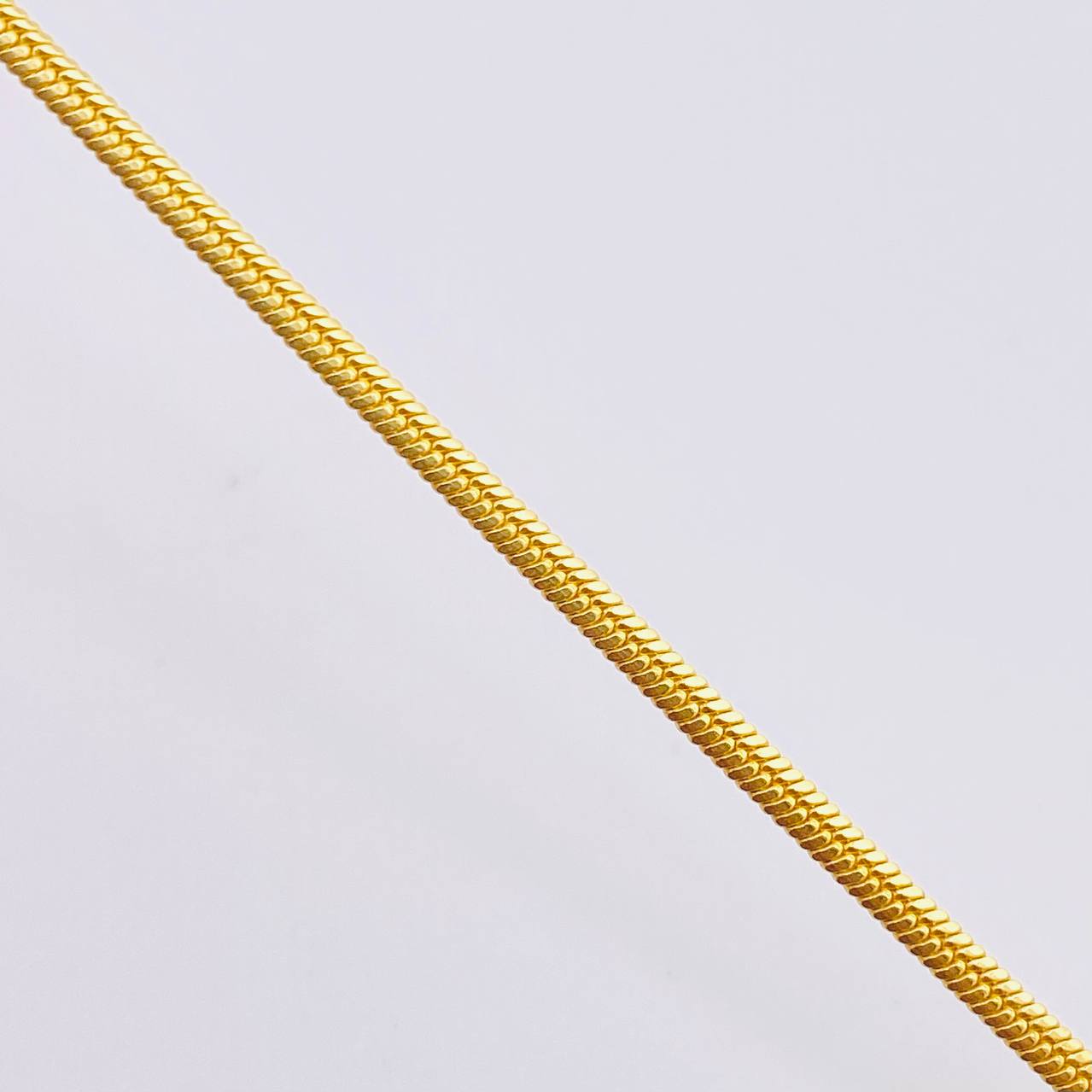 Pulso Serpiente 3.4gr / 18.5cm / 2.1mm Oro Amarillo +3 18K *