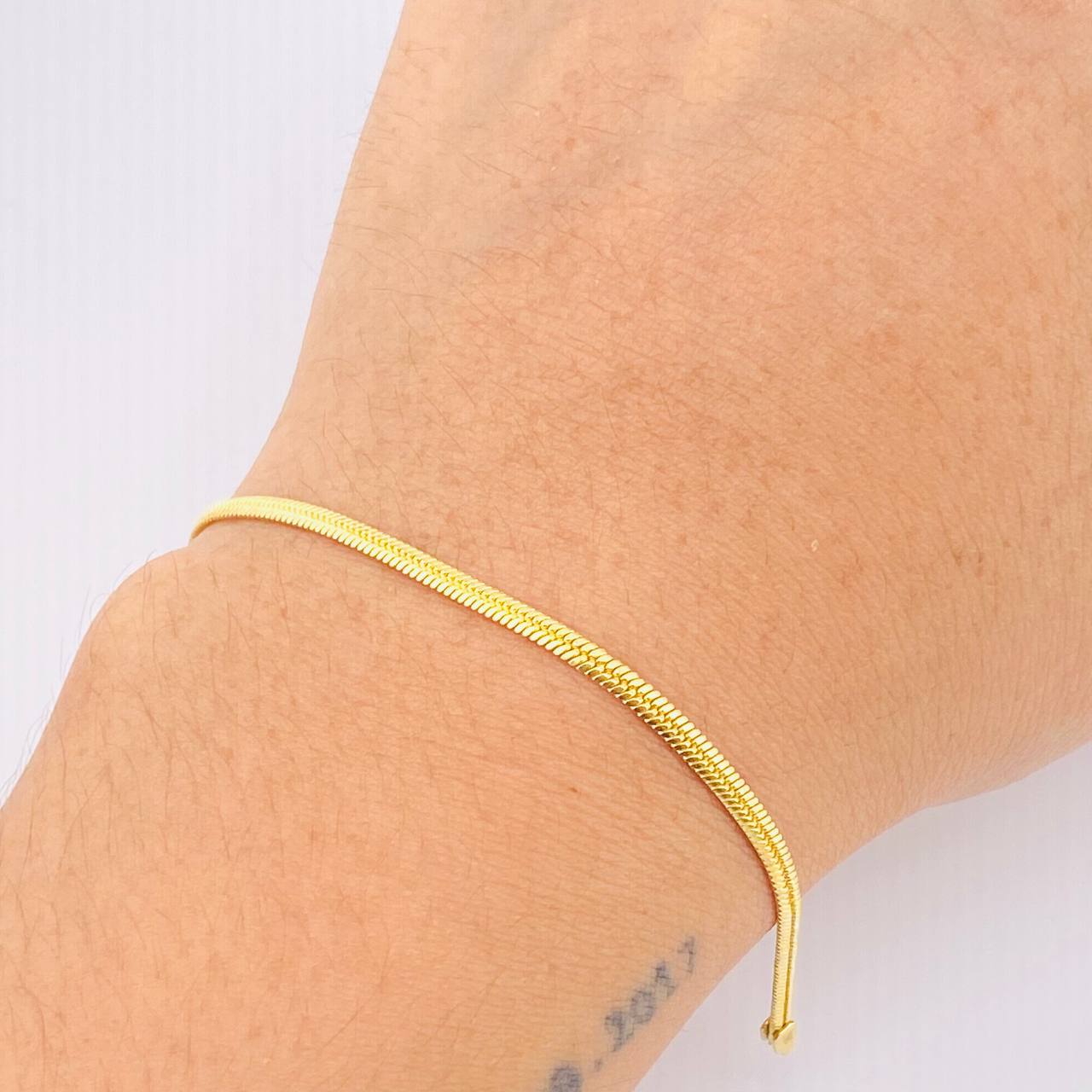 Pulso Serpiente 3.4gr / 18.5cm / 2.1mm Oro Amarillo +3 18K *