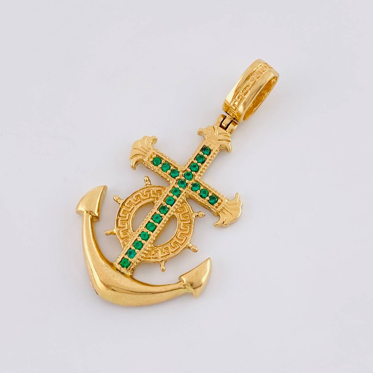 Dije Ancla Cruz 5.9g / 4.6cm Oro Amarillo 18K