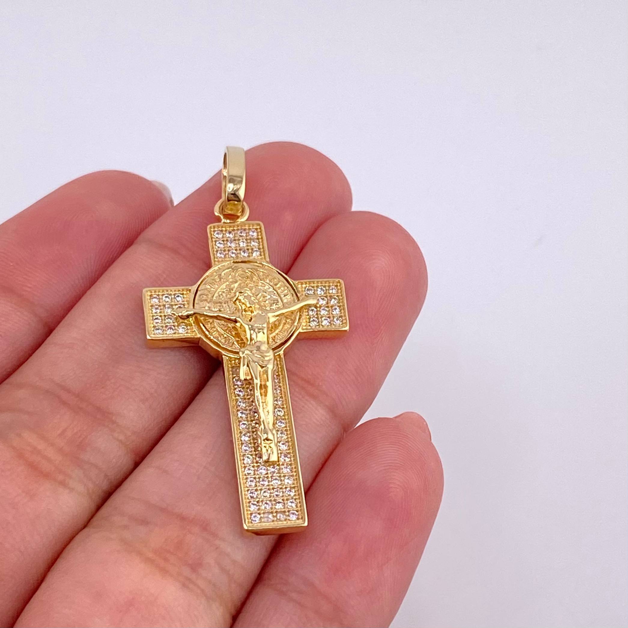 Dije Cruz Cristo San Benito 4.65g / 4.5cm Oro Amarillo 18K