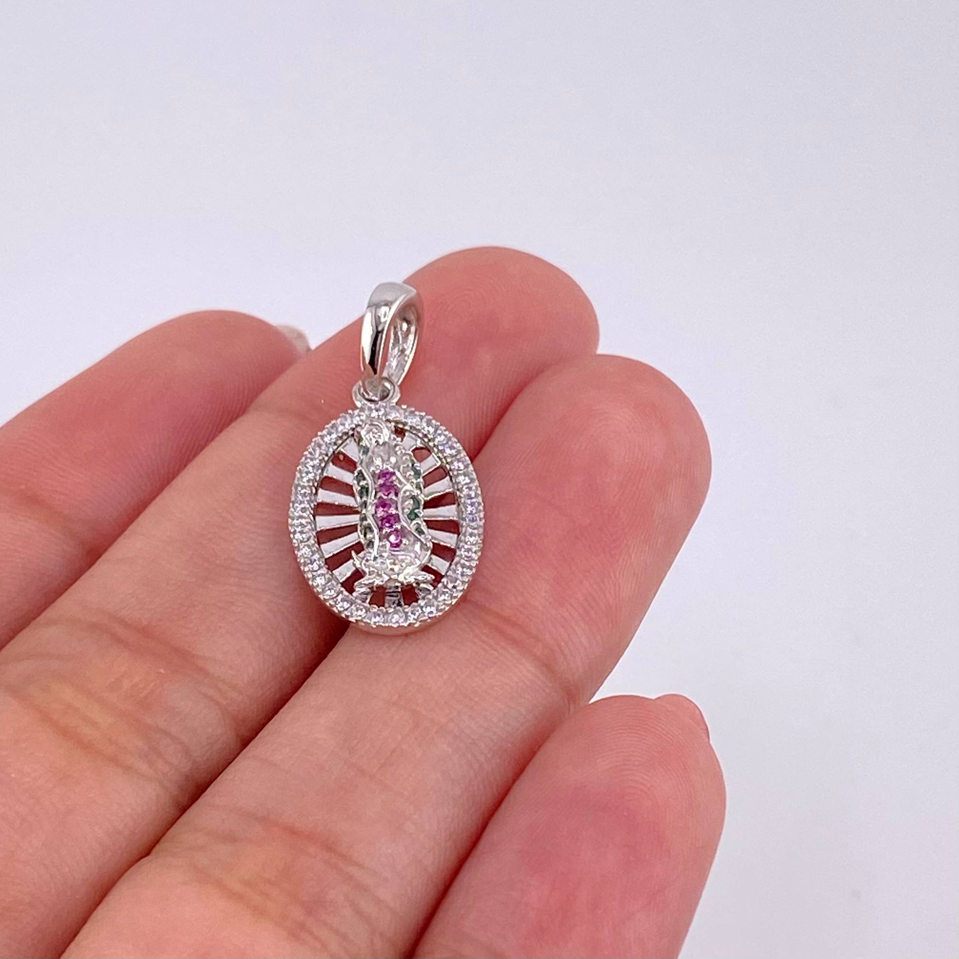 Dije Virgen de Guadalupe Ovalo Filigrana 2.2g / 2.5cm Oro Blanco 18K
