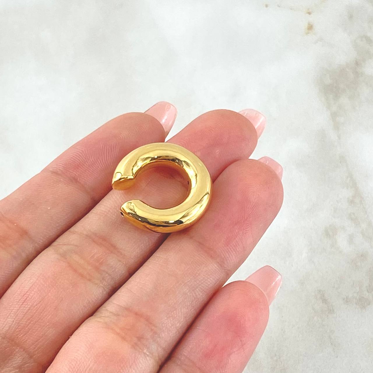 Piercing Earcuff Liso  1.2gr / 2cm / 5mm Oro Amarillo +4 18K (Joya) ©
