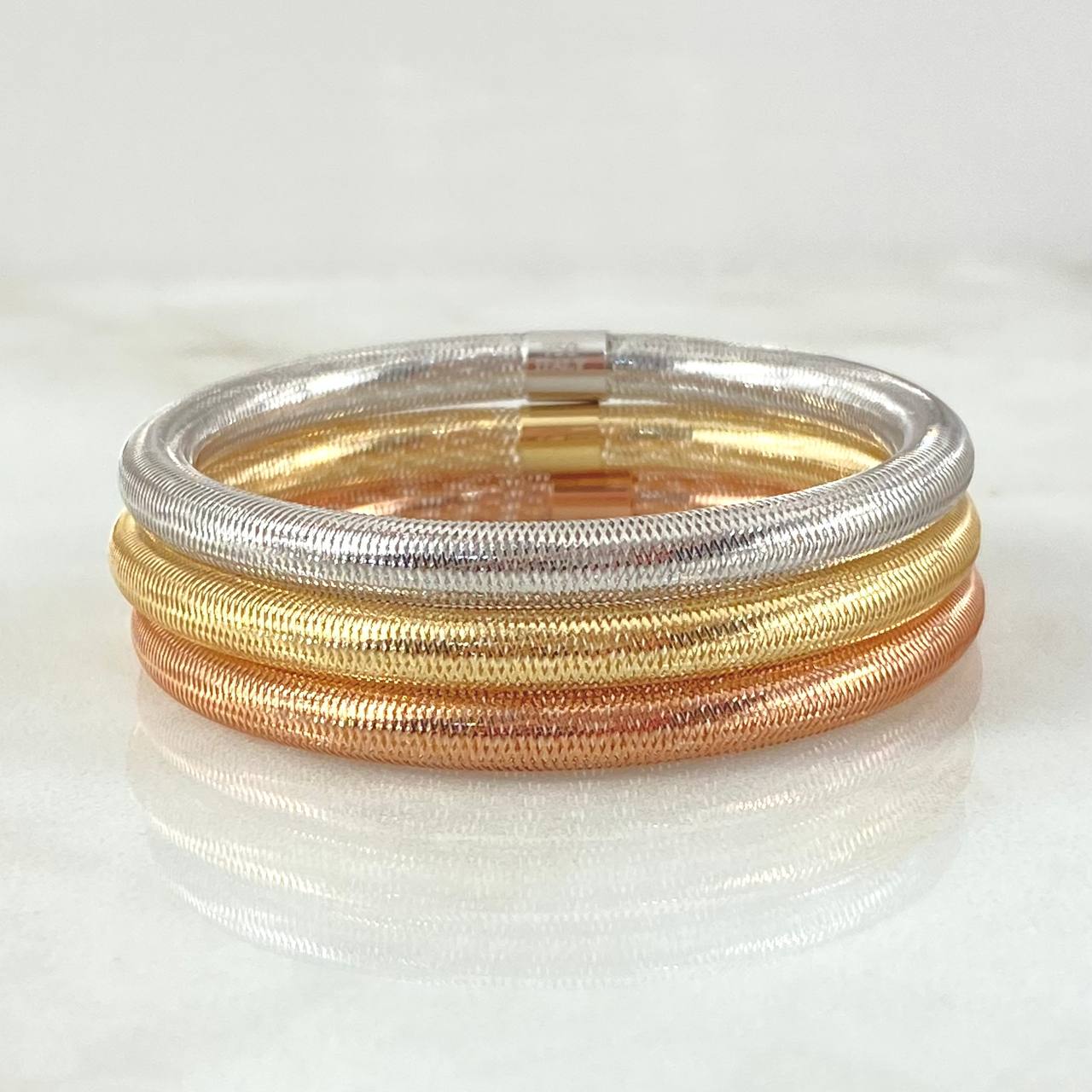 Pulso Trio Aros Reticulados 4.35gr / 14cm-16cm / 4.3mm Tres Oros +4 18K