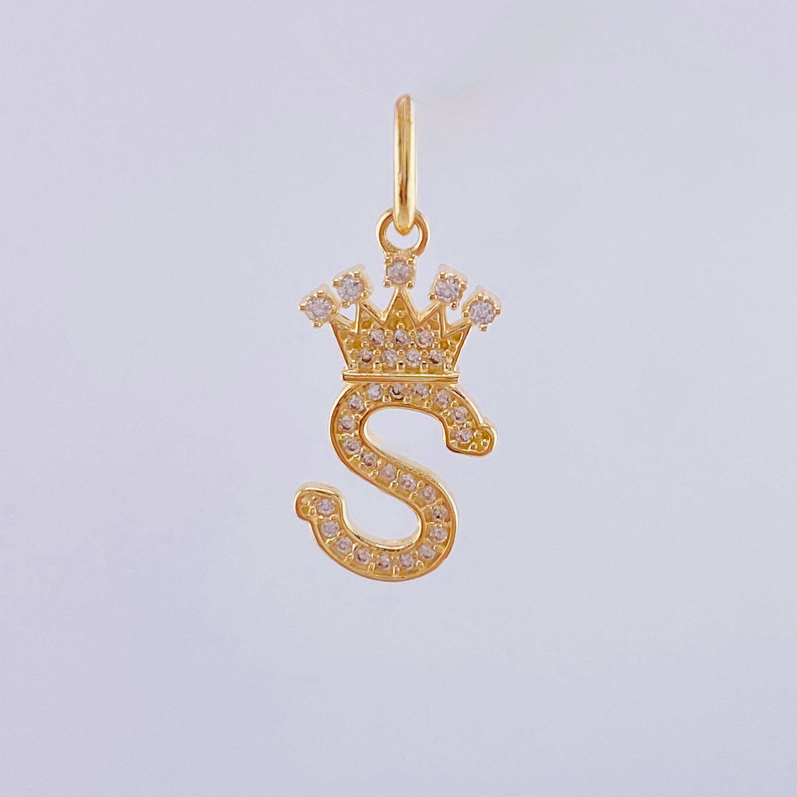 Dije Corona Letra S 1.6g / 2.6cm Oro Amarillo 18K