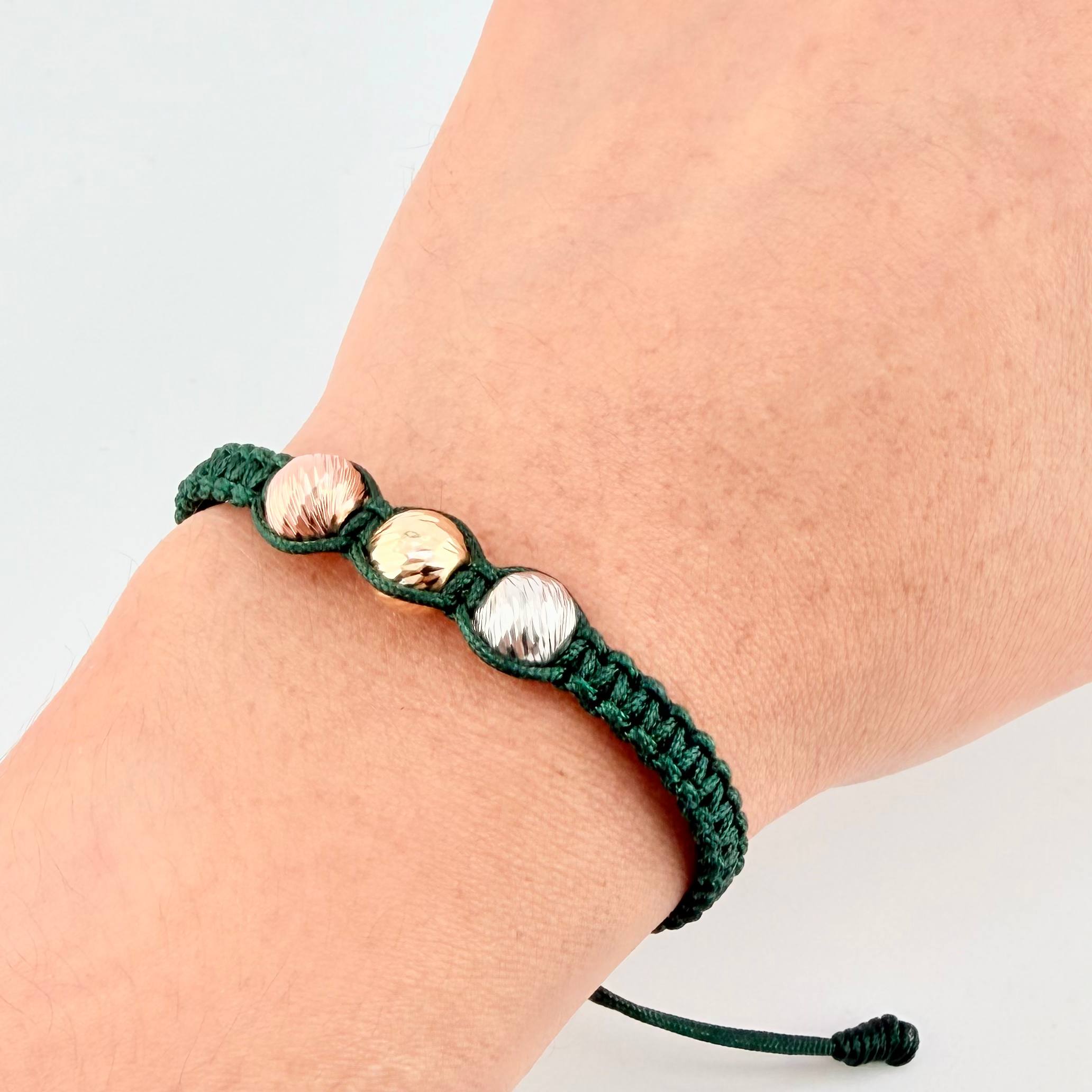 Pulsera Verde Trío Bolas 3und / 8mm Tres Oros 18K ©