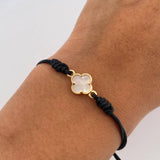 Pulsera Negra Herraje Trebol 0.45gr / Nacar Blanco Oro Amarillo Nac.Esp. 18K &