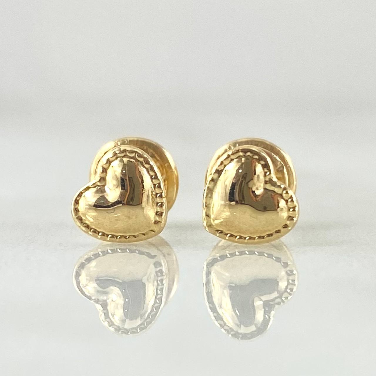 Topos Corazon Bordeado 0.5gr / Oro Amarillo 18K