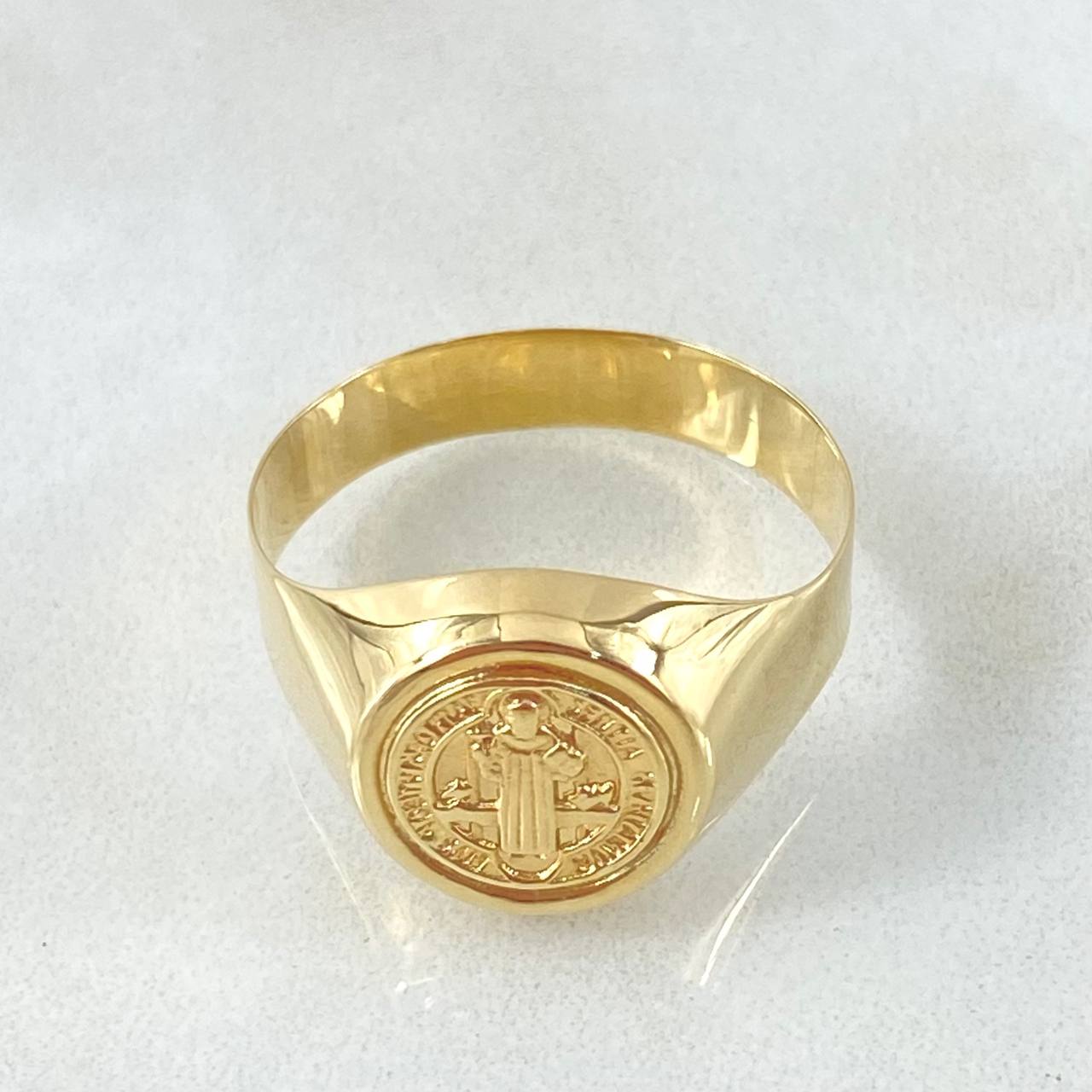 Anillo San Benito 2.4gr / T11 1/2 / Oro Amarillo 18K *