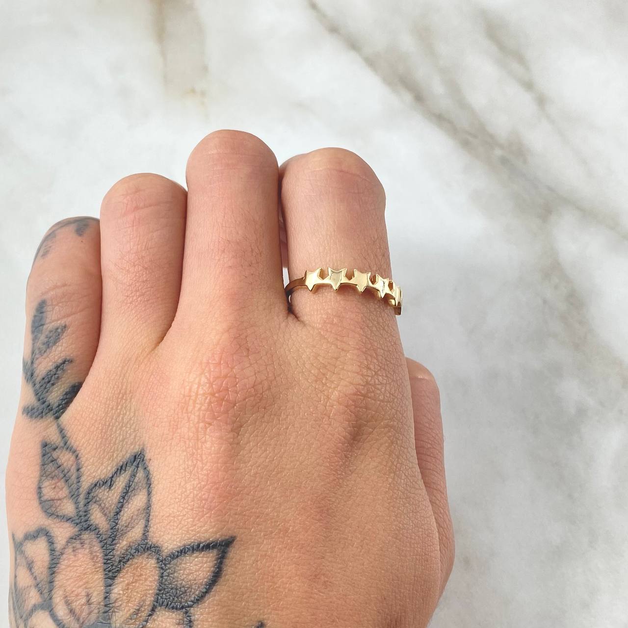 Anillo Estrellas 1.8gr / T6 3/4 / Oro Amarillo 18K *