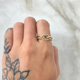 Anillo Ojo Curvas Infinitas 2.8gr / T7 1/2 / Oro Amarillo 18K *
