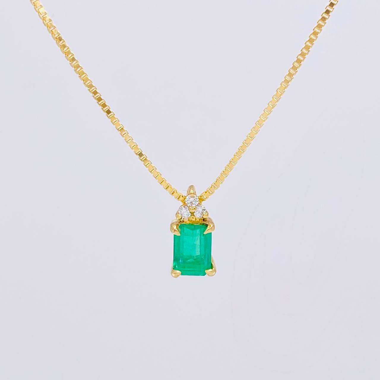 Set Cadena Veneciana + Dije Recuadro Tupido Esmeralda 162qts 16pts Diamante / 4.35g / 40cm Oro Amarillo 18K
