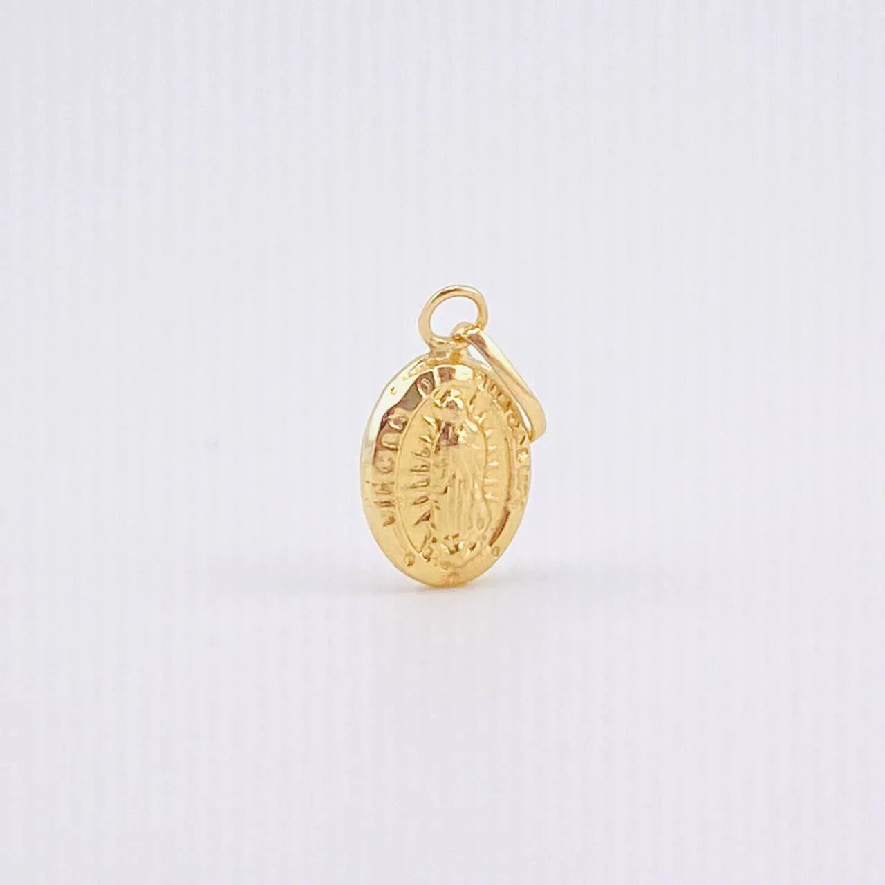 Dije Virgen De Guadalupe 0.45 g / 1.7 cm Oro Amarillo 18K
