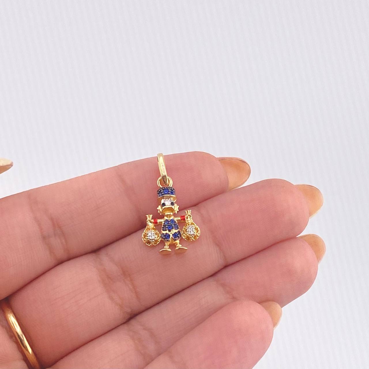 Dije Pato Bolsa Dinero 1.5gr / 2.2cm / Dos Oros Amarillo Blanco 18K ©