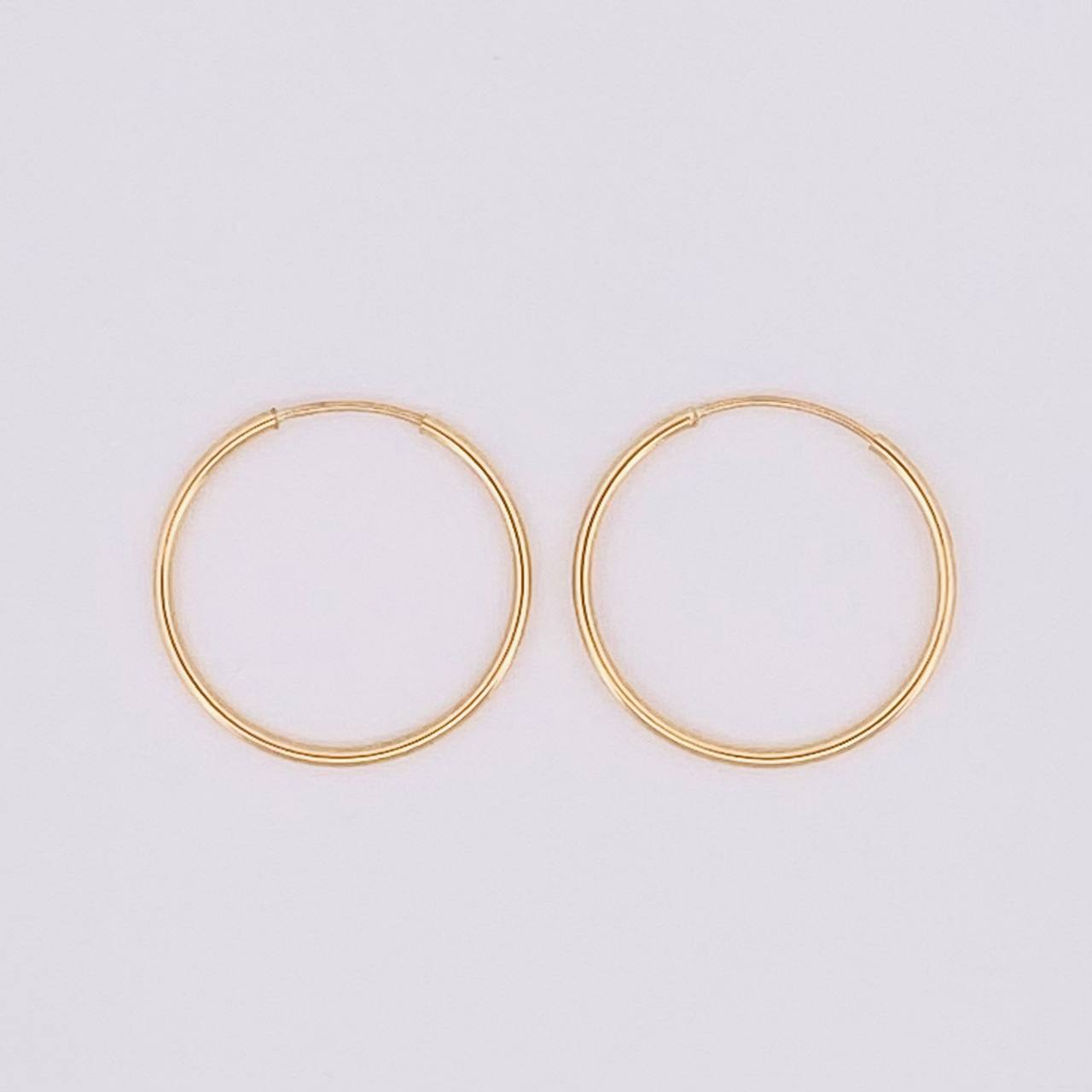 Candongas Aro Liso 0.95gr / 2cm / Oro Amarillo 18K ©