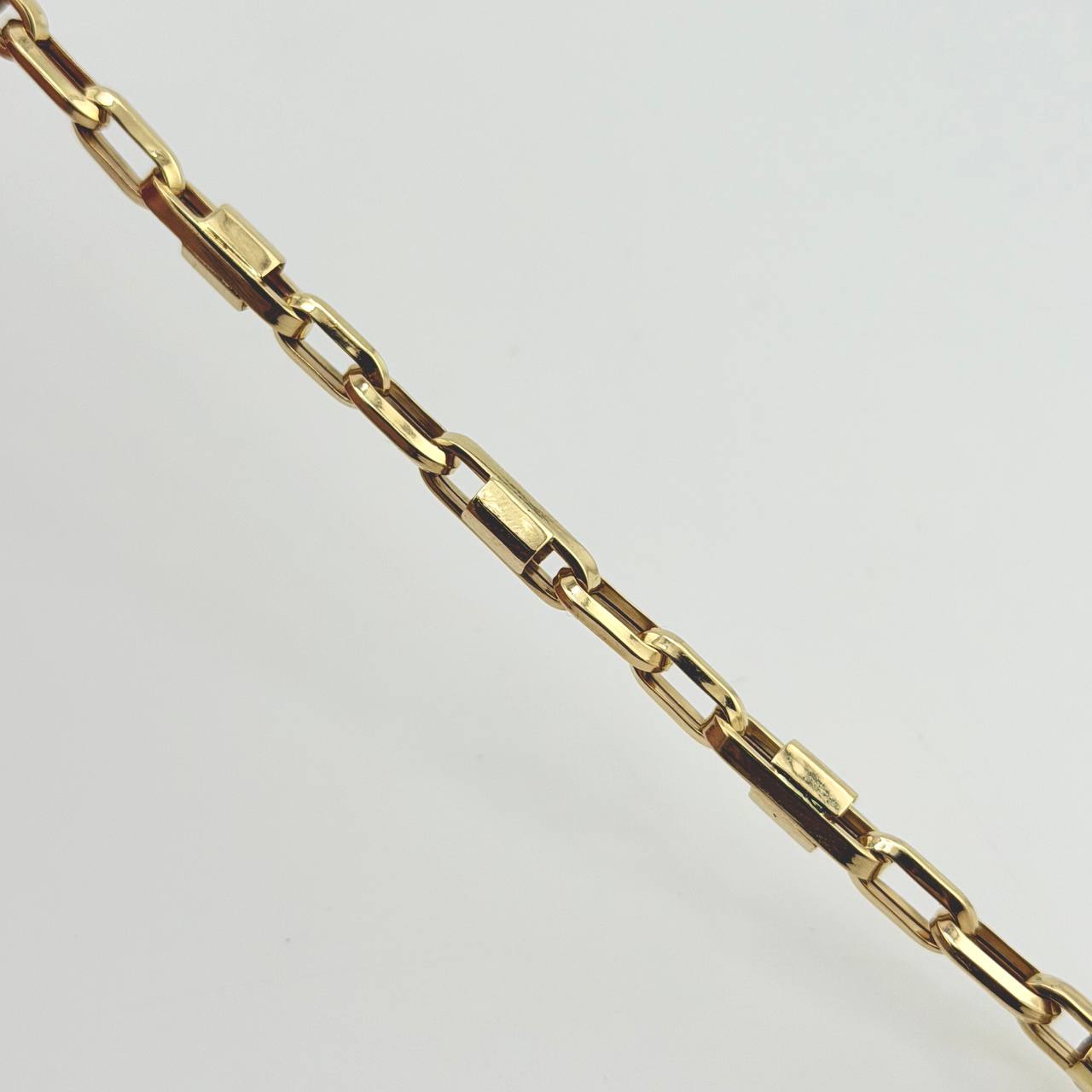 Pulso Rustico 6.85gr / 21.5cm / 4.5mm Oro Amarillo 18K *