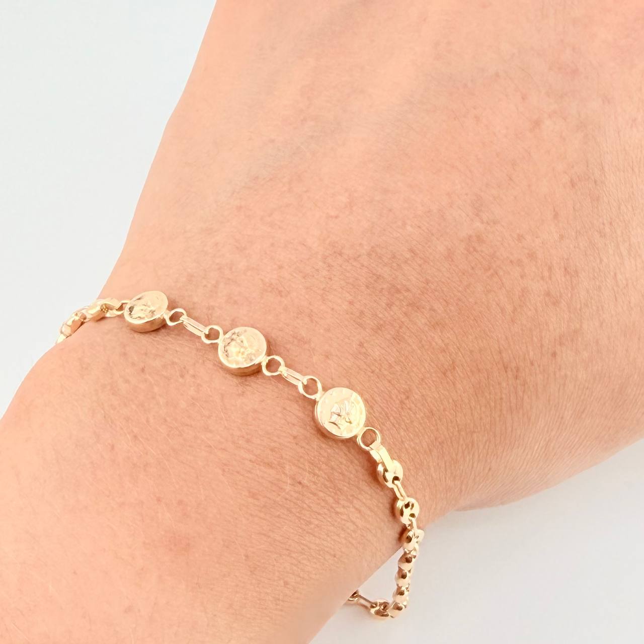 Pulso Gc Herraje Trio Moneda 2.75 g / 17.5 cm / 3.2 mm Oro Amarillo 18K