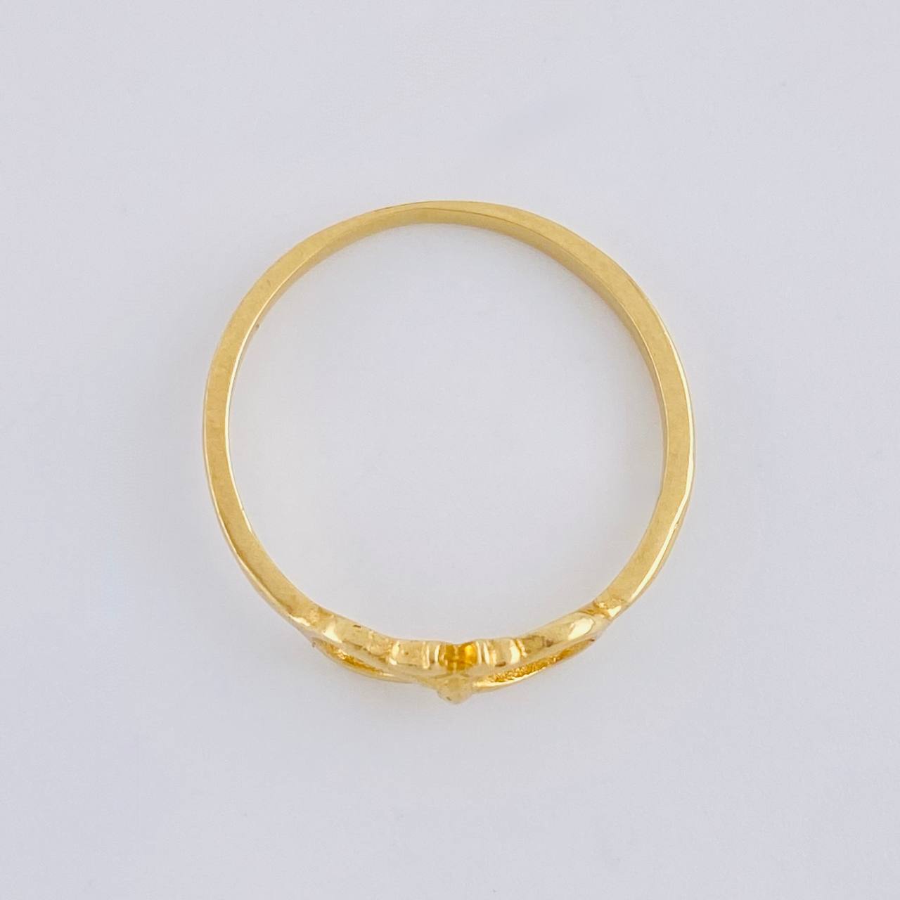 Anillo Moño Infinito 1.15 g / T5 Oro Amarillo 18K